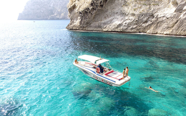 tours-en-lancha-mallorca.jpg